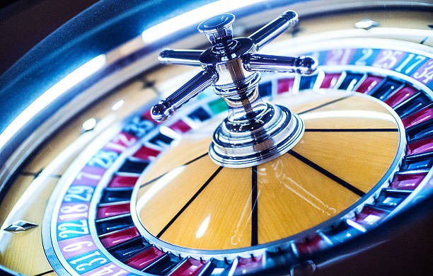 Pretty Gaming table interface showing live dealer and game controls